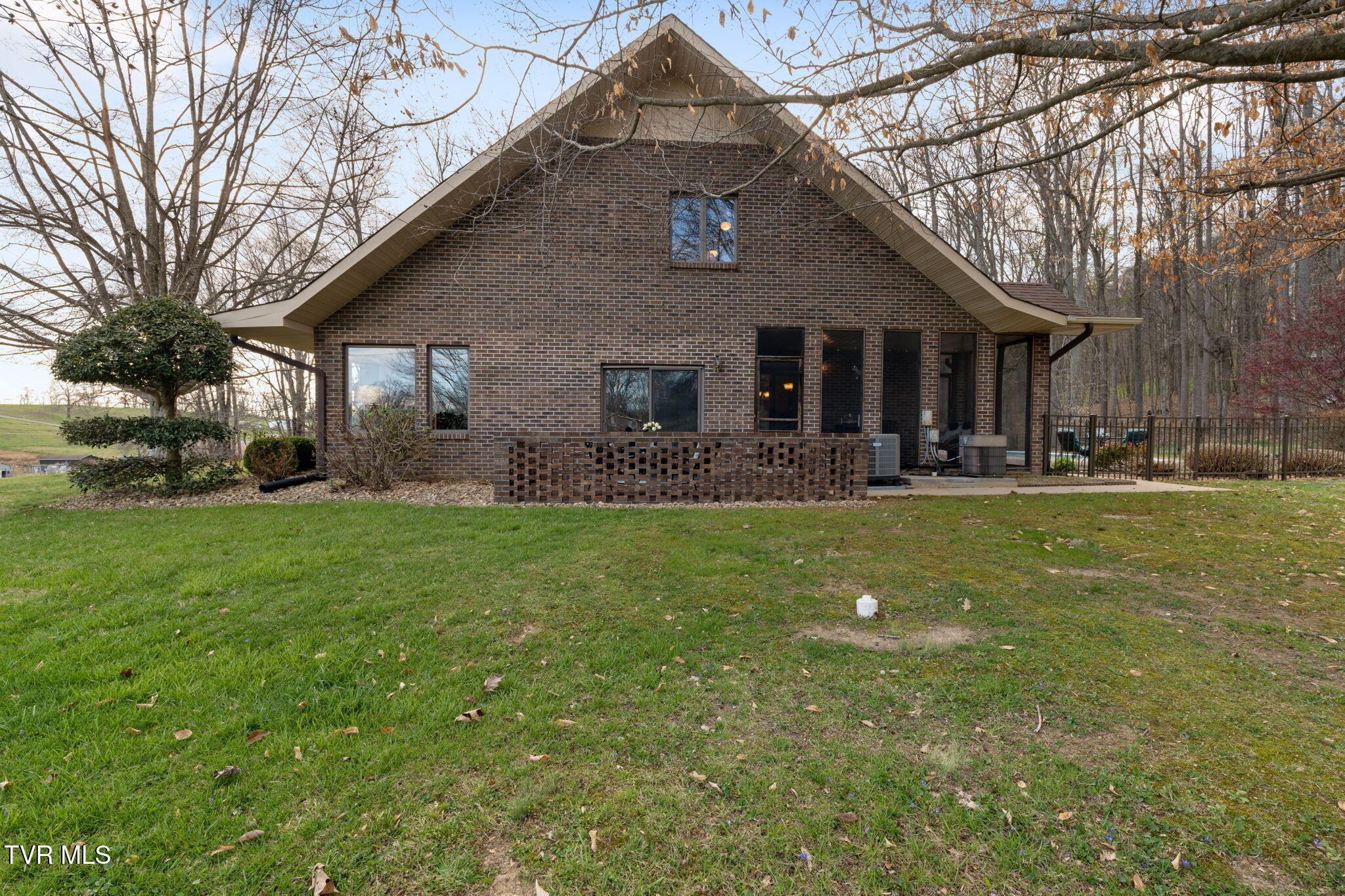 29525 Smyth Chapel Road Meadowview, VA 24361 - Photo 7 of 90 16-web-or-mls-29525-smyth-chapel-rd