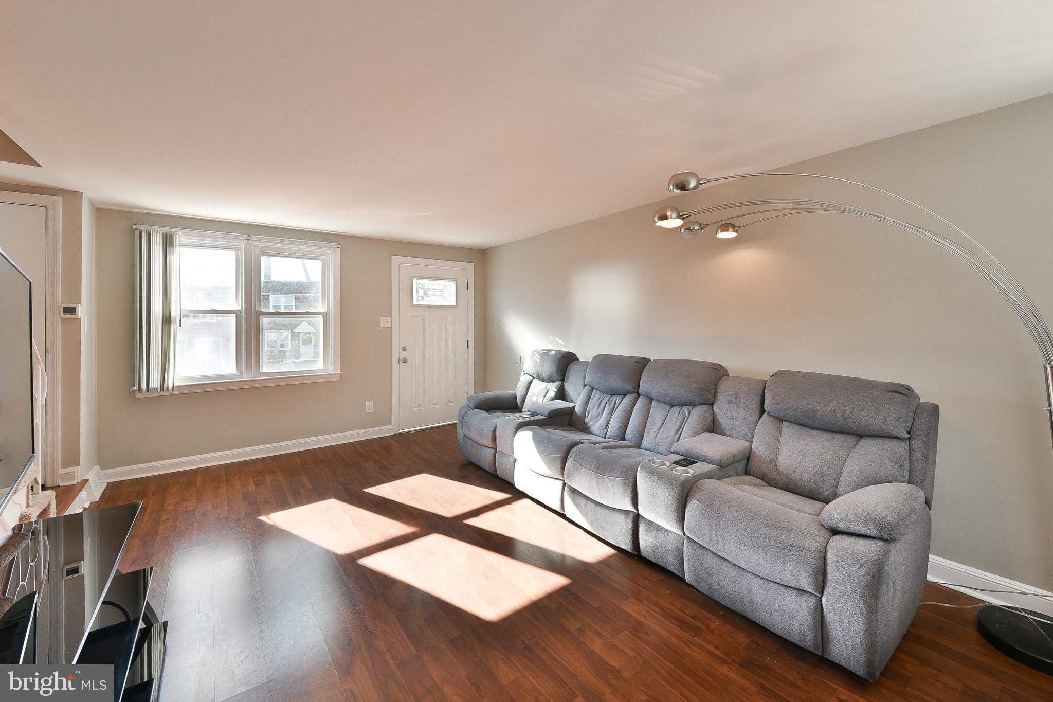 1377 Farrington Road Philadelphia, PA 19151 - Photo 4 of 21 Living Room with Double Window
