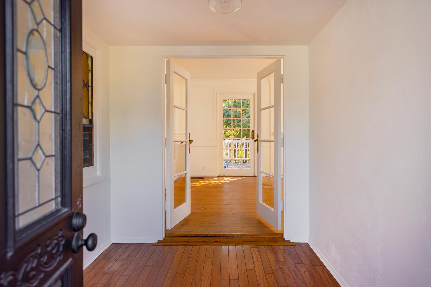 212 Foothill Road Ojai, CA 93023 - Photo 18 of 31