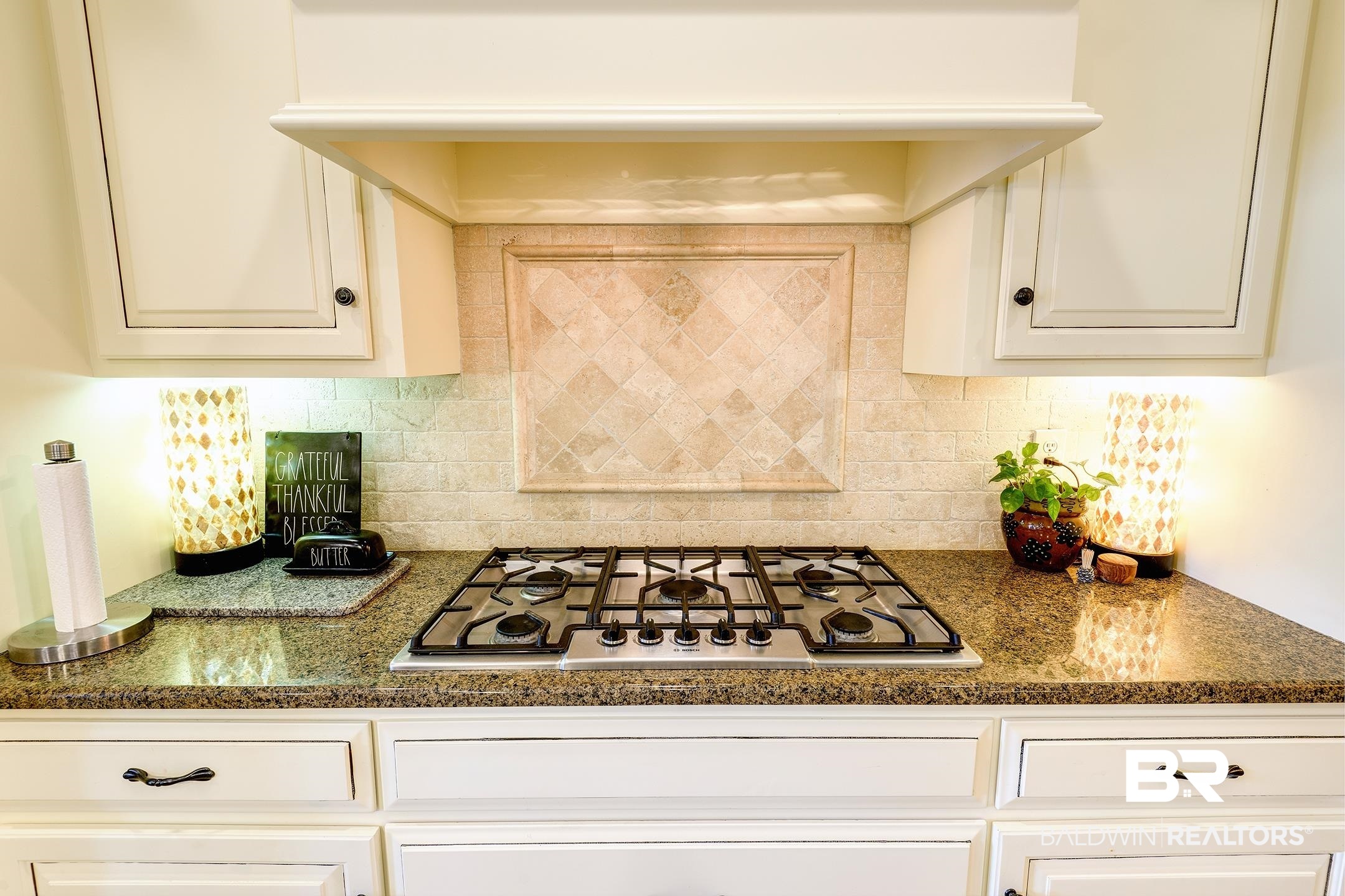 32096 Weatherly Cove Daphne, AL 36527 - Photo 17 of 46 Gas Cooktop
