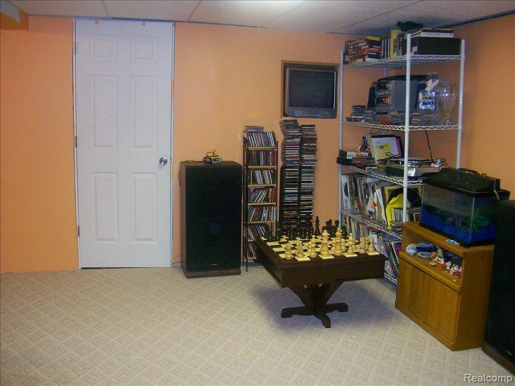 5867 Wedgewood Road Canton, MI 48187 - Photo 24 of 25 Media Area