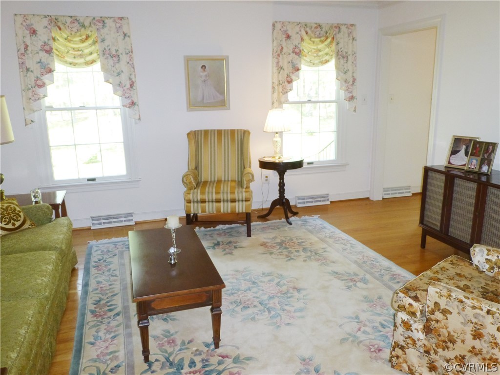 9331 Old Forge Road Providence Forge, VA 23140 - Photo 4 of 37