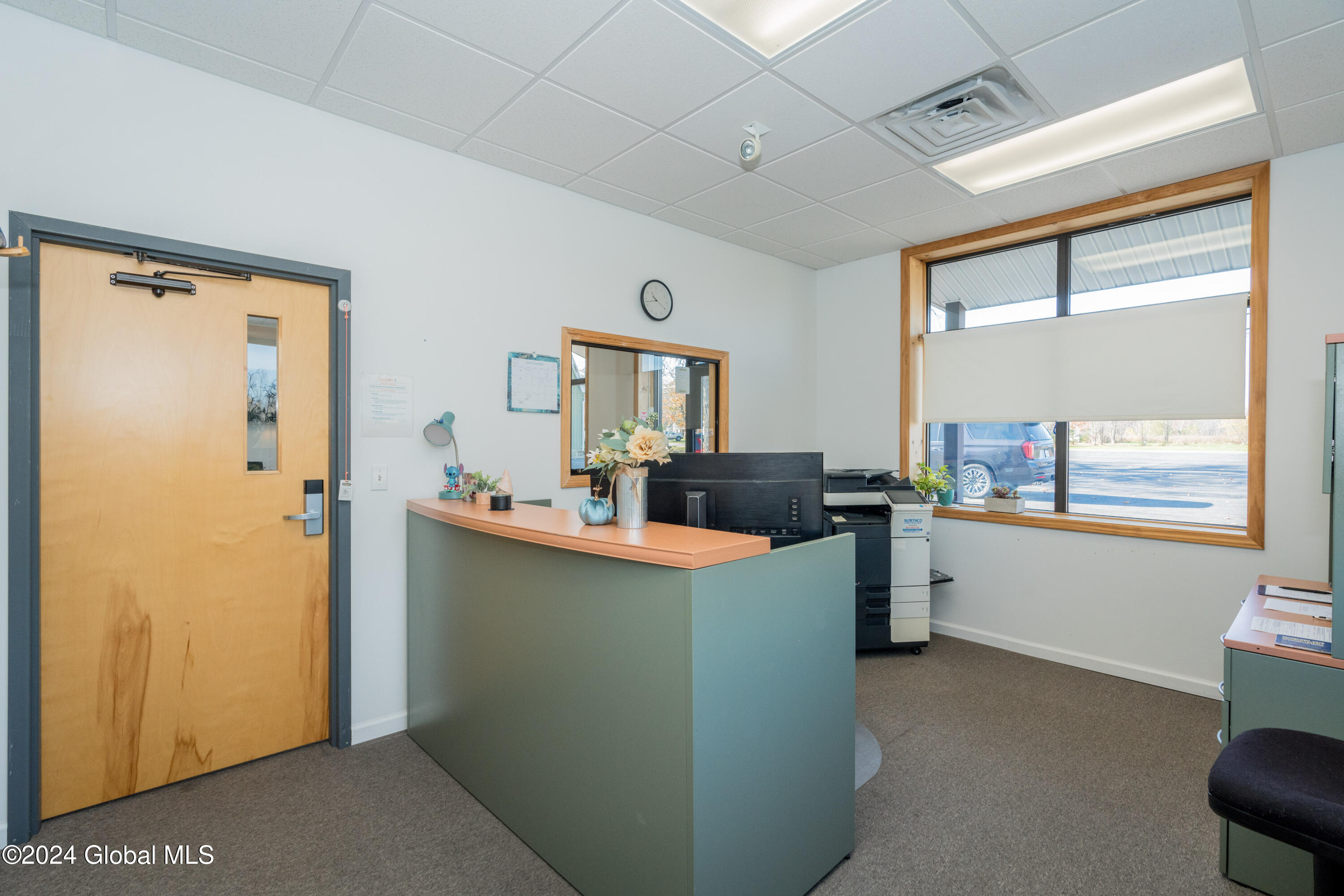 1252 Saratoga Road Ballston, NY 12020 - Photo 5 of 21 DSC04622