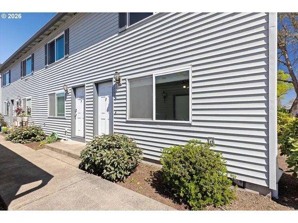 $259,900 | 4000 Northeast 109th Avenue, Unit HH 170, Vancouver, WA 98682