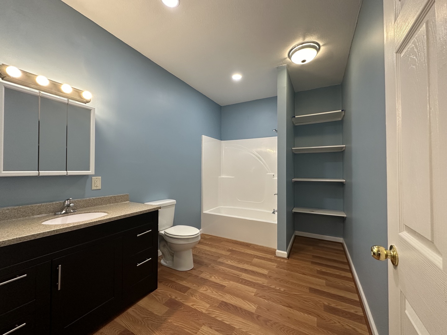 212 East Jefferson Street Clinton, IL 61727 - Photo 11 of 25