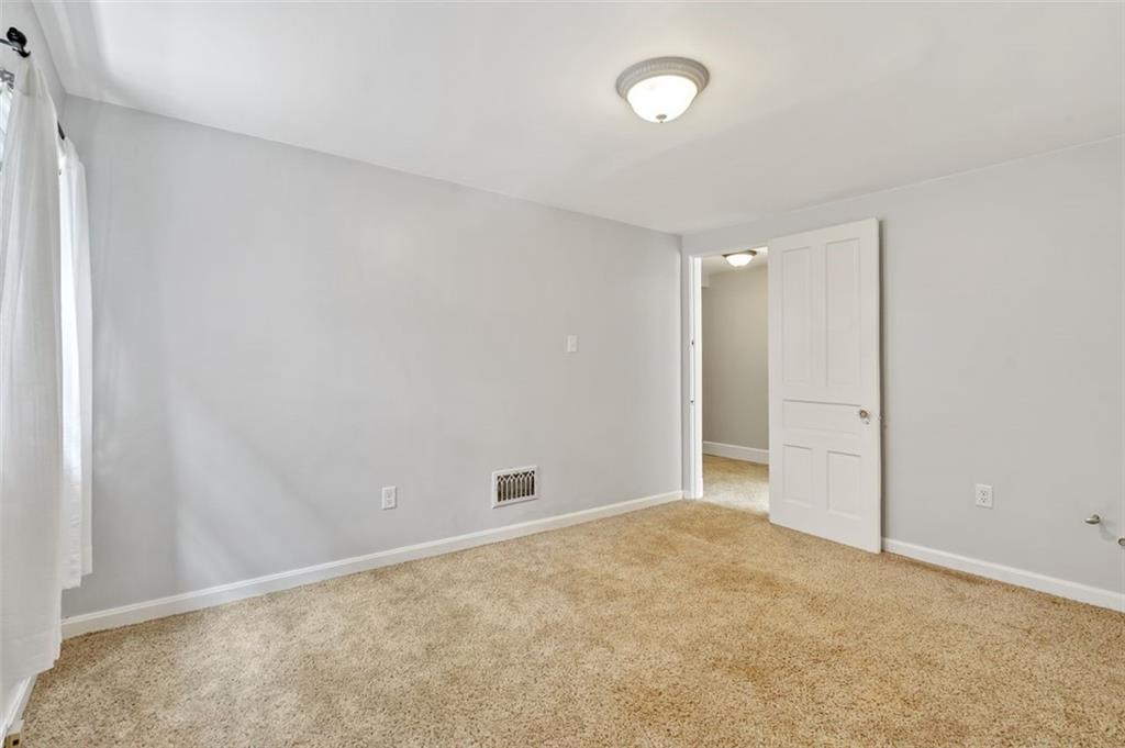 5732 Howe Street Pittsburgh, PA 15232 - Photo 21 of 25 Gallery Image 21