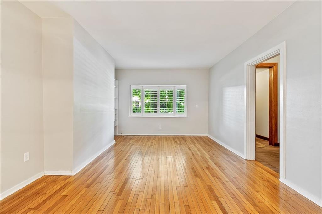 5732 Howe Street Pittsburgh, PA 15232 - Photo 6 of 25 Gallery Image 6
