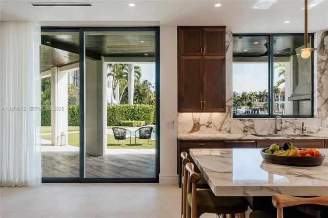 $9,990,000 | 2300 Northeast 34th Court, Lighthouse Point, FL 33064