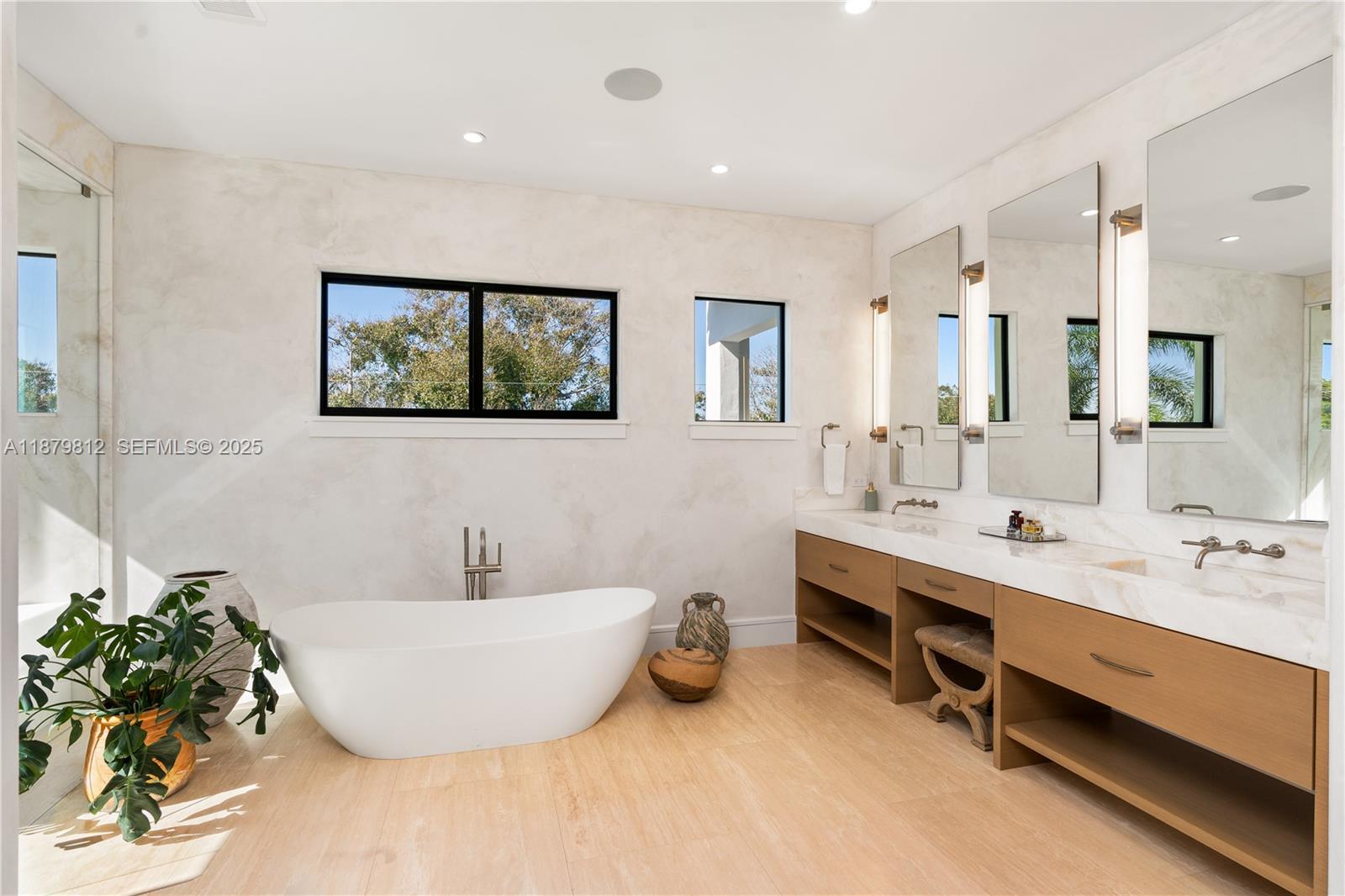 2300 Northeast 34th Court Lighthouse Point, FL 33064 - Photo 21 of 43