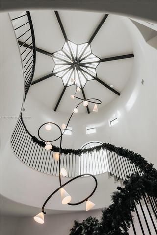 $9,990,000 | 2300 Northeast 34th Court, Lighthouse Point, FL 33064