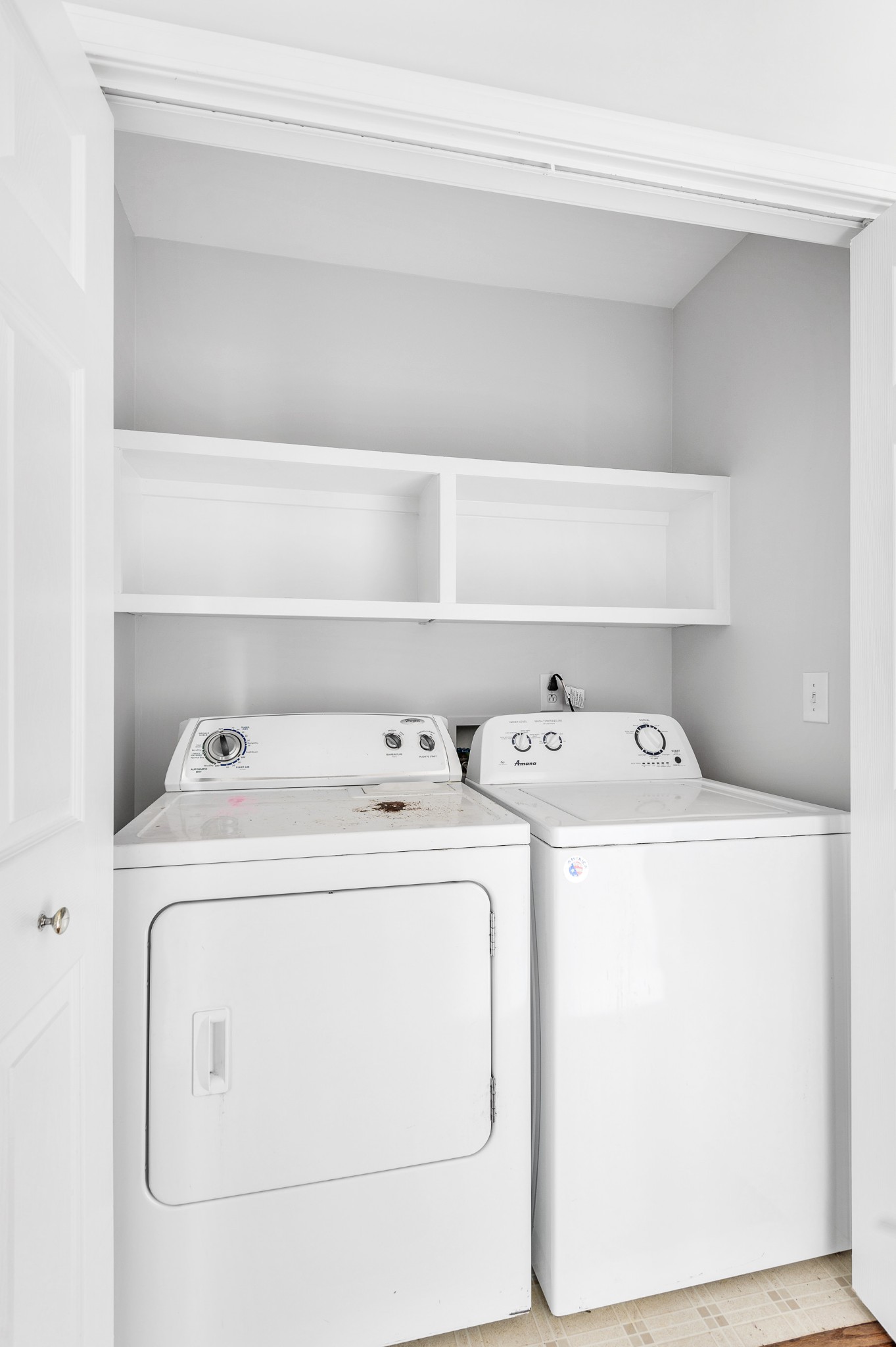 2849 Cochran Trace Drive Spring Hill, TN 37174 - Photo 23 of 27 a utility room with dryer and washer
