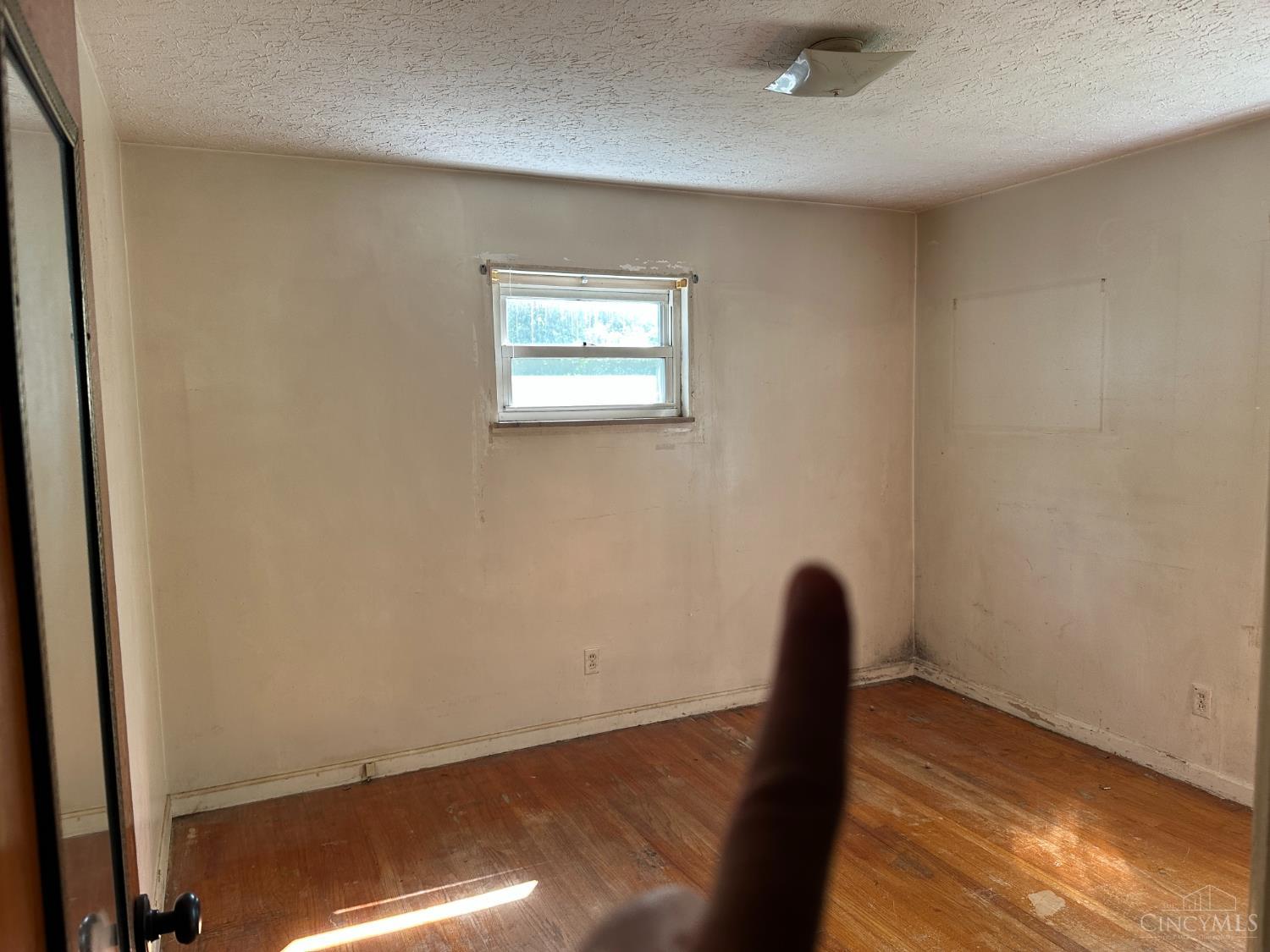 5104 Jonkard Road Cincinnati, OH 45247 - Photo 8 of 42