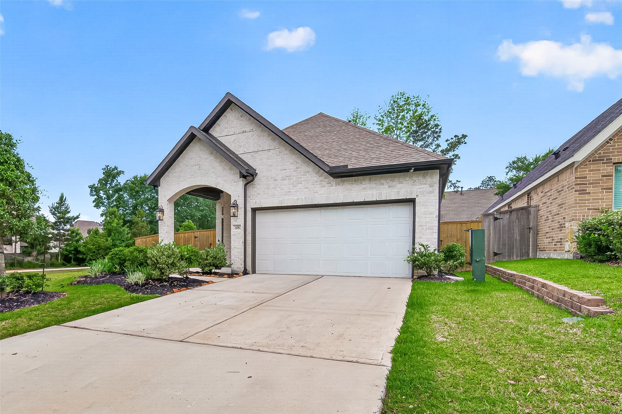 305 Rise Lane Montgomery, TX 77316 - Photo 1 of 48