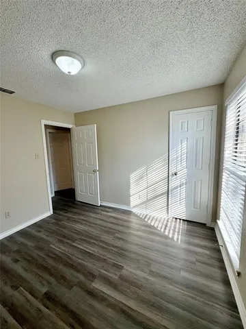 $1,780 | 109 Larchbrook Drive, DeSoto, TX 75115