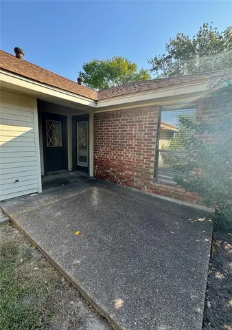 $1,780 | 109 Larchbrook Drive, DeSoto, TX 75115