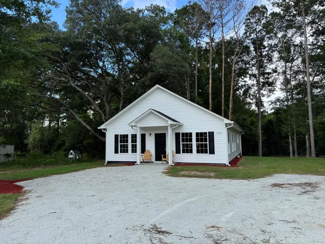 $249,900 | 522 Miracle Drive, Eutawville, SC 29048