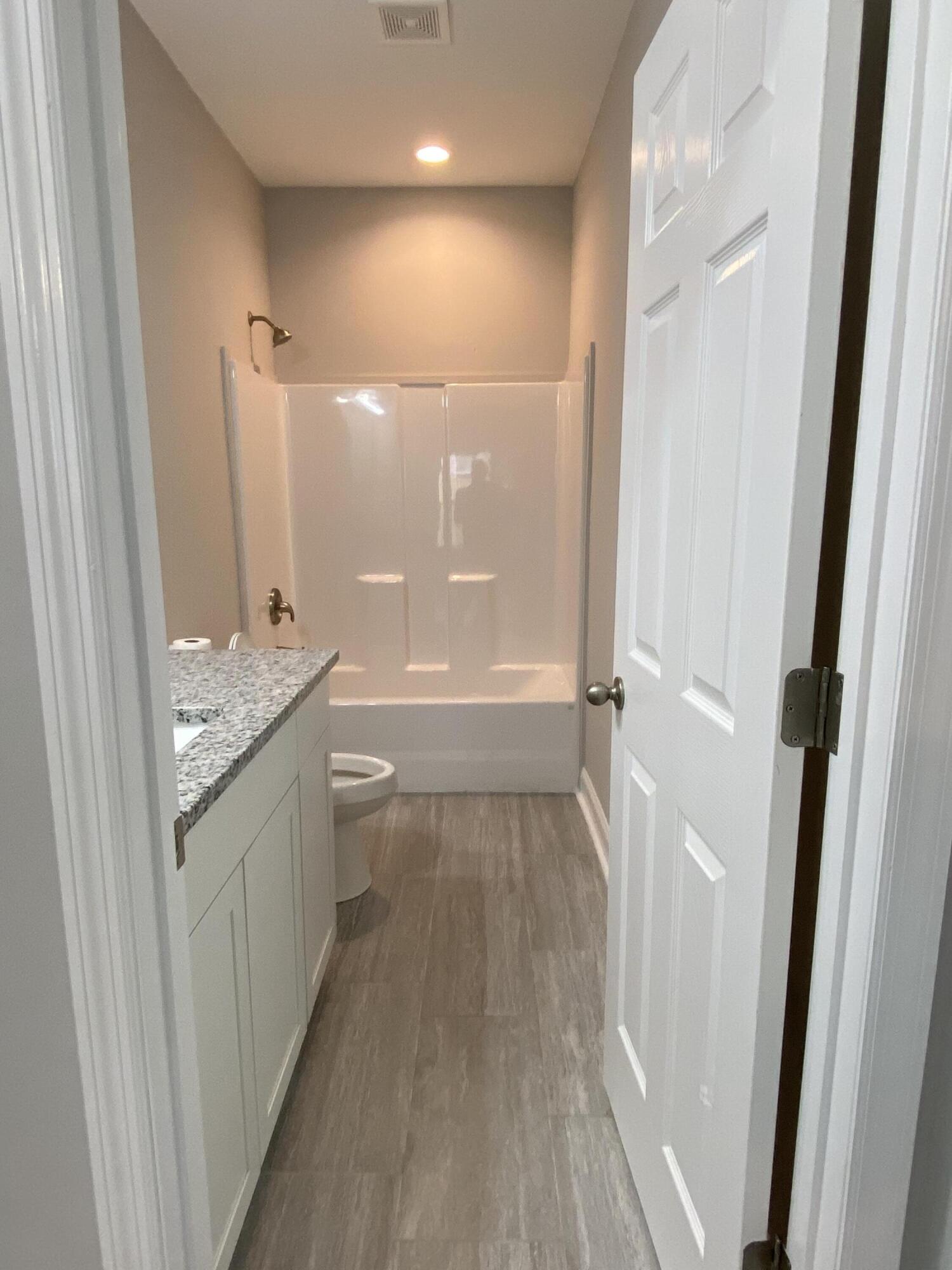 522 Miracle Drive Eutawville, SC 29048 - Photo 14 of 24 Bathroom 2