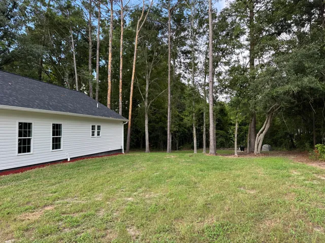 $249,900 | 522 Miracle Drive, Eutawville, SC 29048