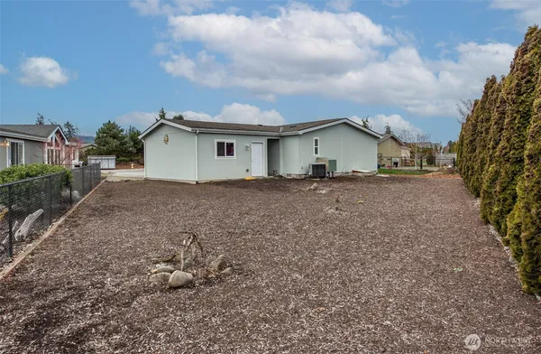 $280,000 | 713 West Heritage Loop, Sequim, WA 98382