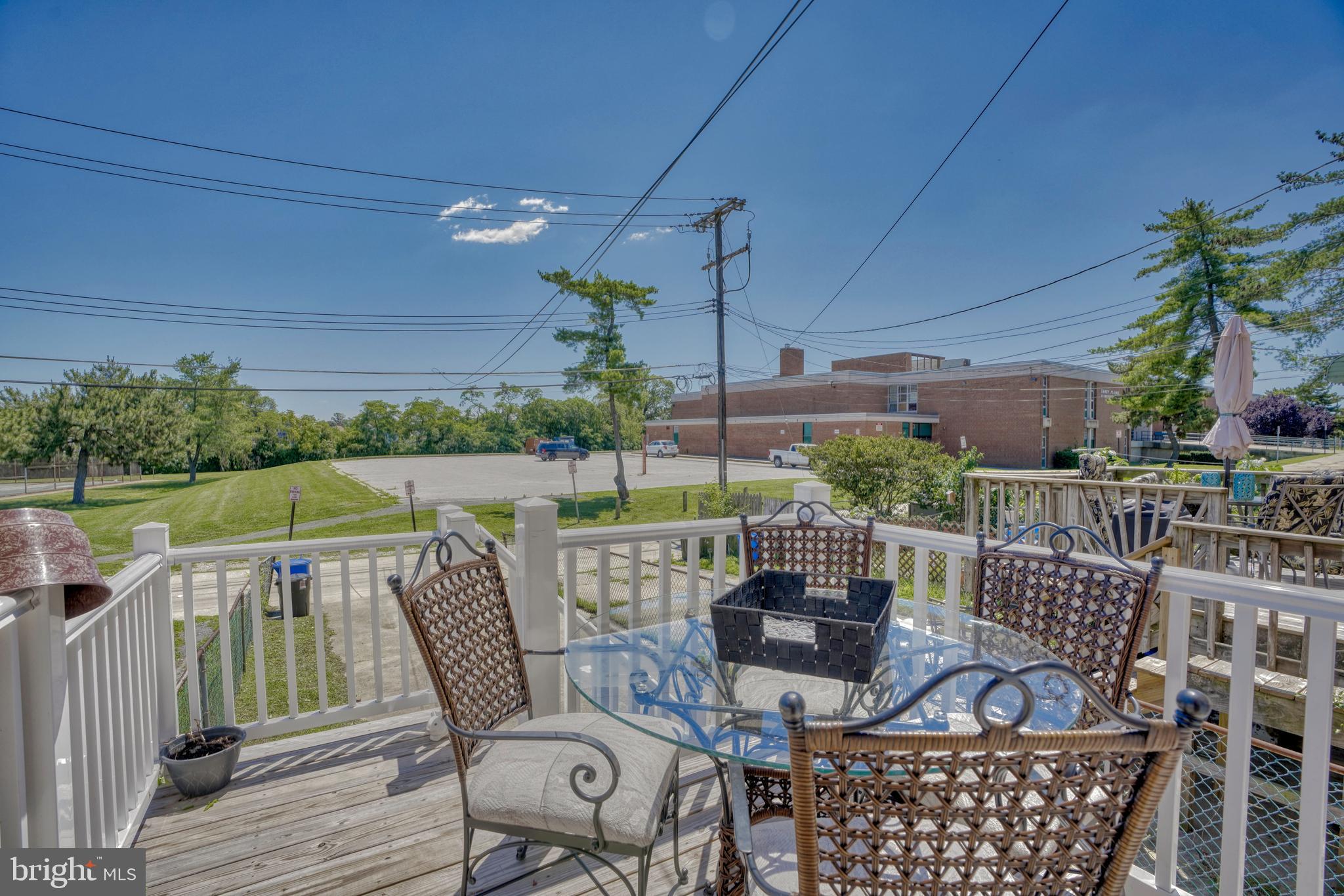 8274 Kavanagh Road Dundalk, MD 21222 - Photo 22 of 22 Rear deck