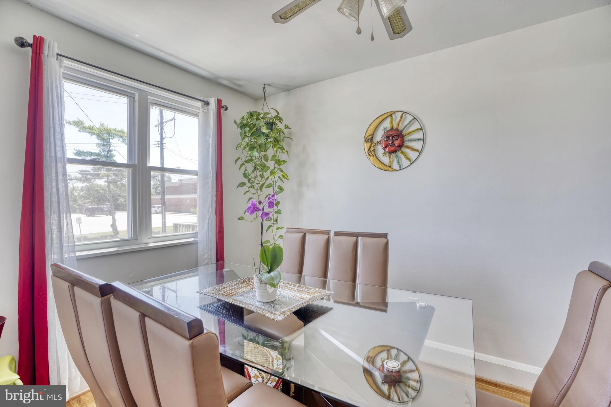 8274 Kavanagh Road Dundalk, MD 21222 - Photo 5 of 22 Dining room