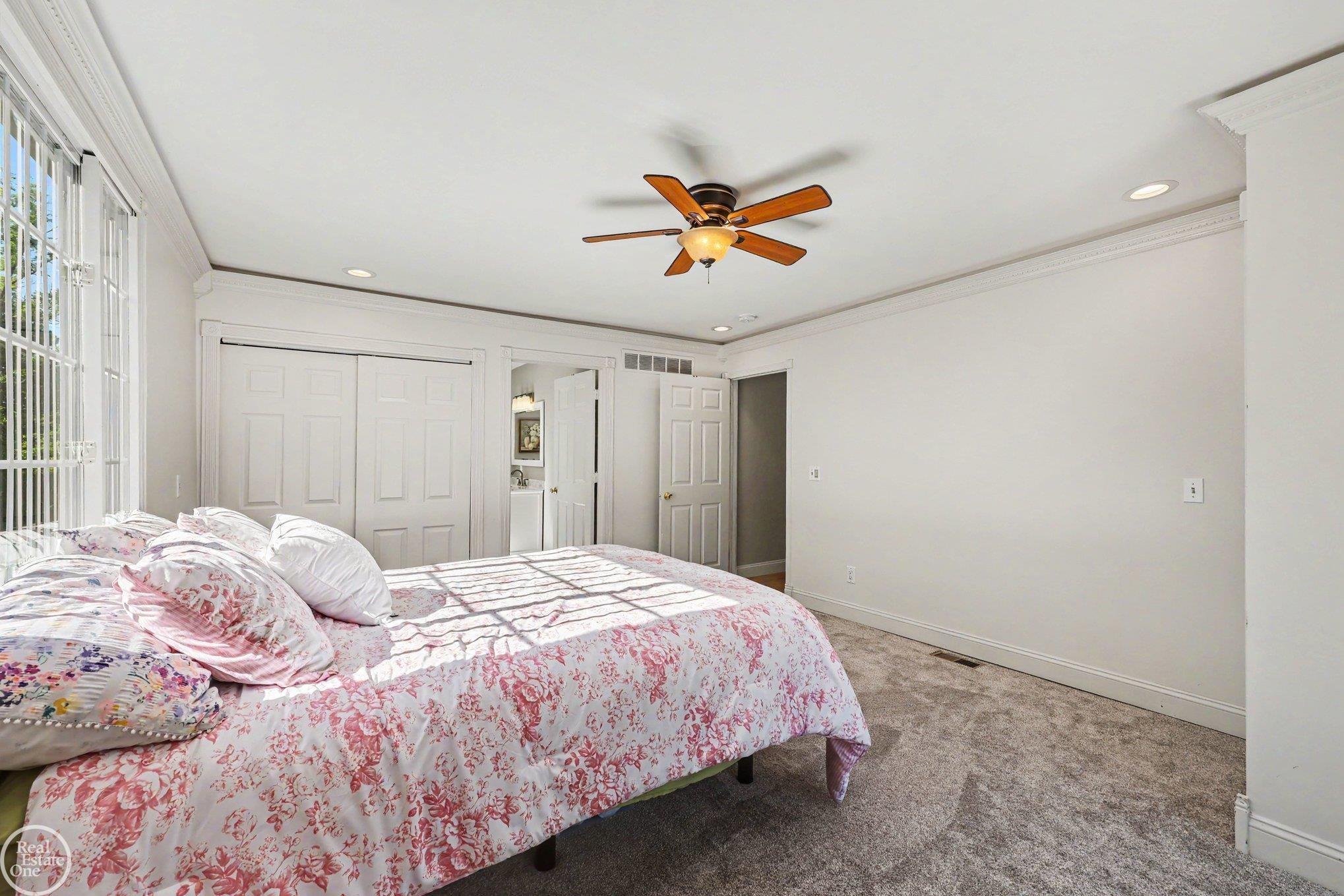 755 East Romeo Road Leonard, MI 48367 - Photo 11 of 33