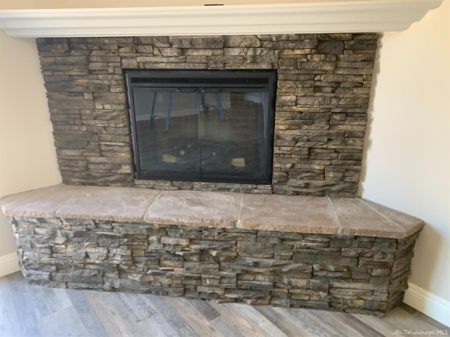 18360 Wrangler Way Tehachapi, CA 93561 - Photo 14 of 32 Gallery Image 14
