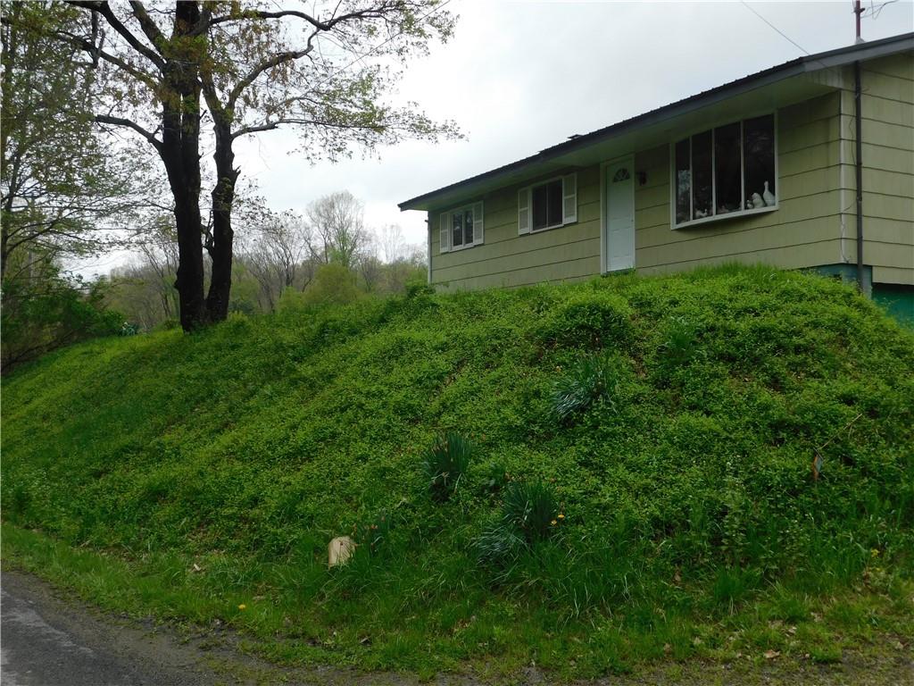 367 Schlemmer Road Rural Valley, PA 16249 - Photo 2 of 16 Gallery Image 2