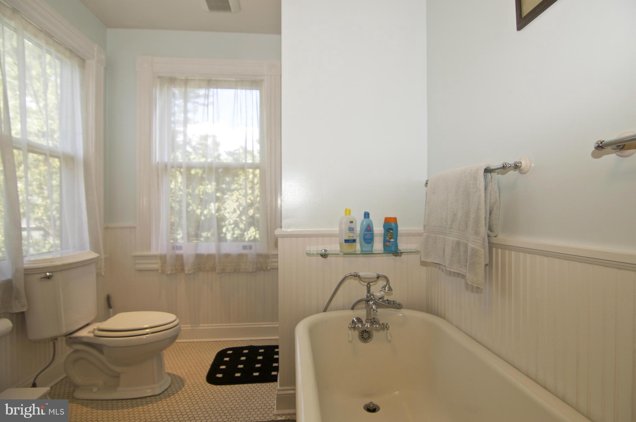 302 Woodlawn Road Baltimore, MD 21210 - Photo 20 of 30 Bath