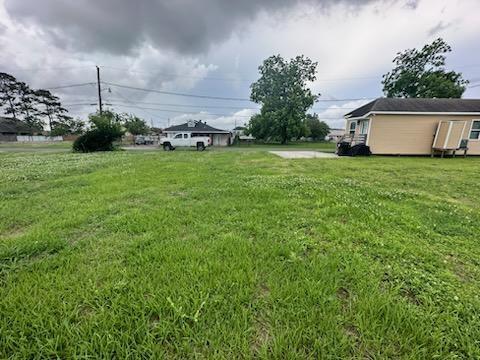 Lot 12 6th Street Chalmette, LA 70043 - Photo 2 of 5