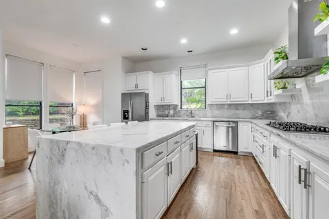 $939,000 | 1604 Driskill Drive, Irving, TX 75038