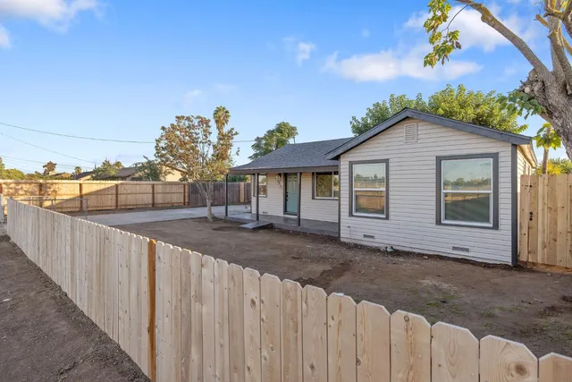 $314,200 | 4722 East Florence Avenue, Fresno, CA 93725