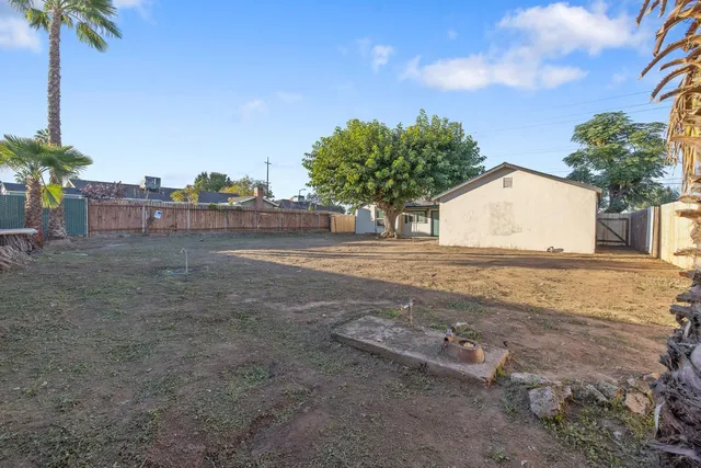 $314,200 | 4722 East Florence Avenue, Fresno, CA 93725