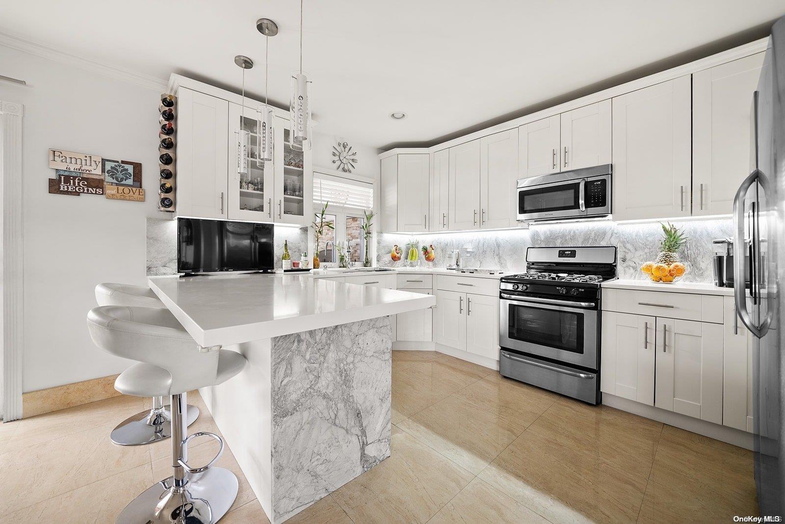 198-31 Pompeii Avenue Queens, NY 11423 - Photo 10 of 15