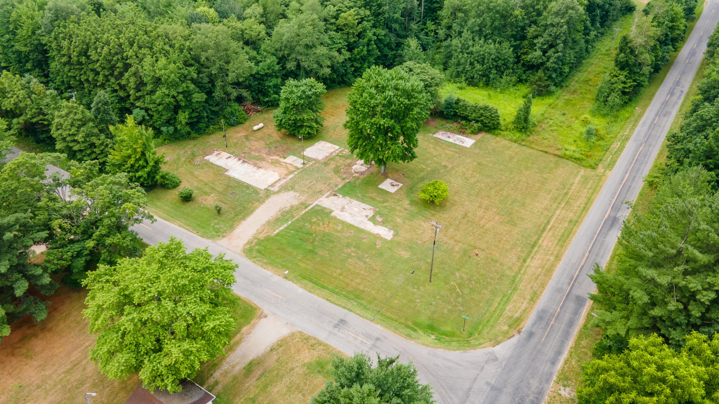 7250 North Watervliet Road Watervliet, MI 49098 - Photo 1 of 12 DJI_0518-3