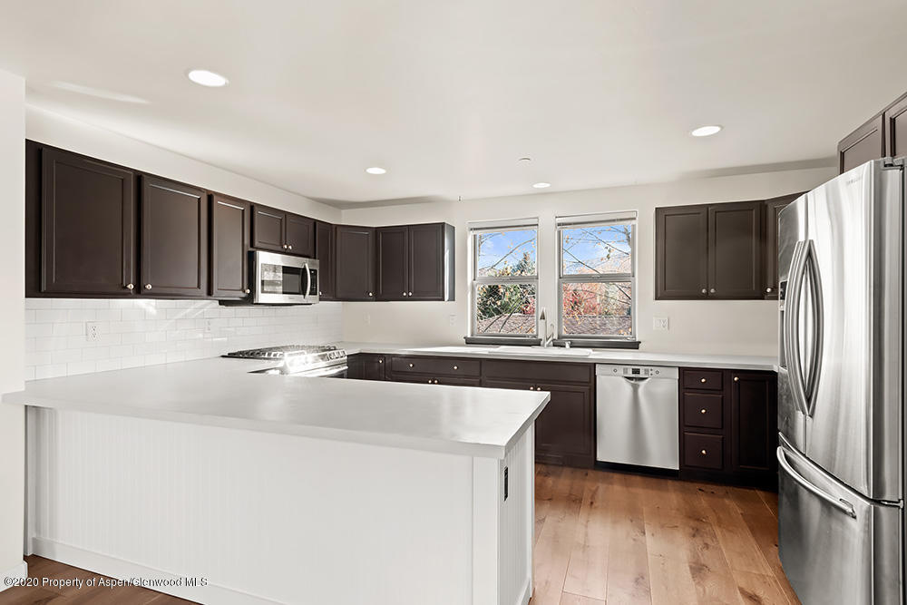 1390 East Valley Road, Unit 10 Basalt, CO 81621 - Photo 11 of 21 1390EastValleyUnit10_WEB_11032020010
