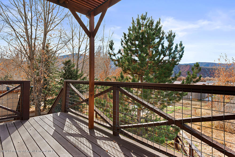 1390 East Valley Road, Unit 10 Basalt, CO 81621 - Photo 4 of 21 1390EastValleyUnit10_WEB_11032020002