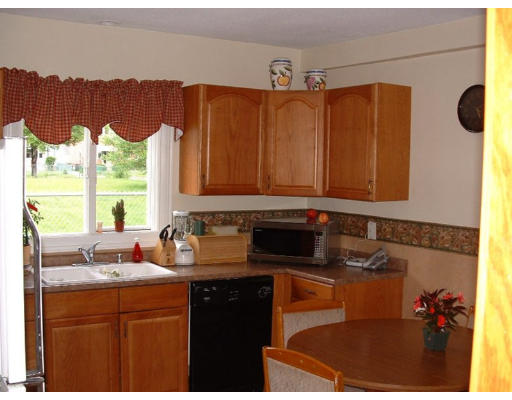 16-18 George Street West Springfield, MA 01089 - Photo 3 of 11 Gallery Image 3