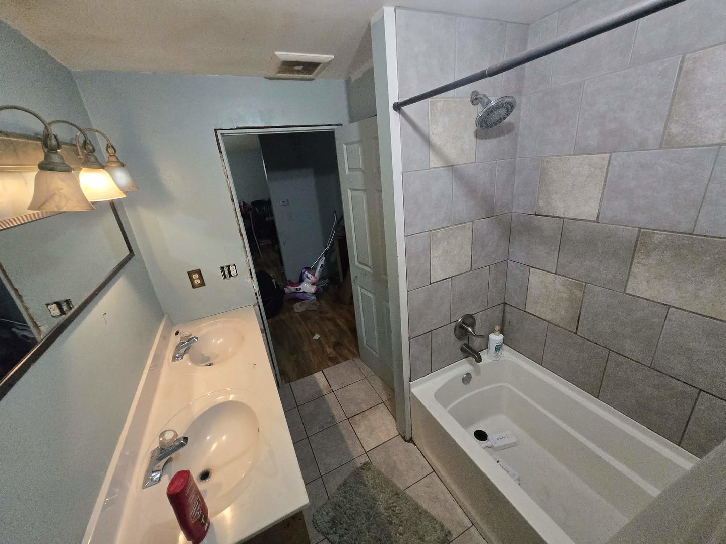 2313 Richards Lane Springfield, IL 62702 - Photo 6 of 6 Gallery Image 6