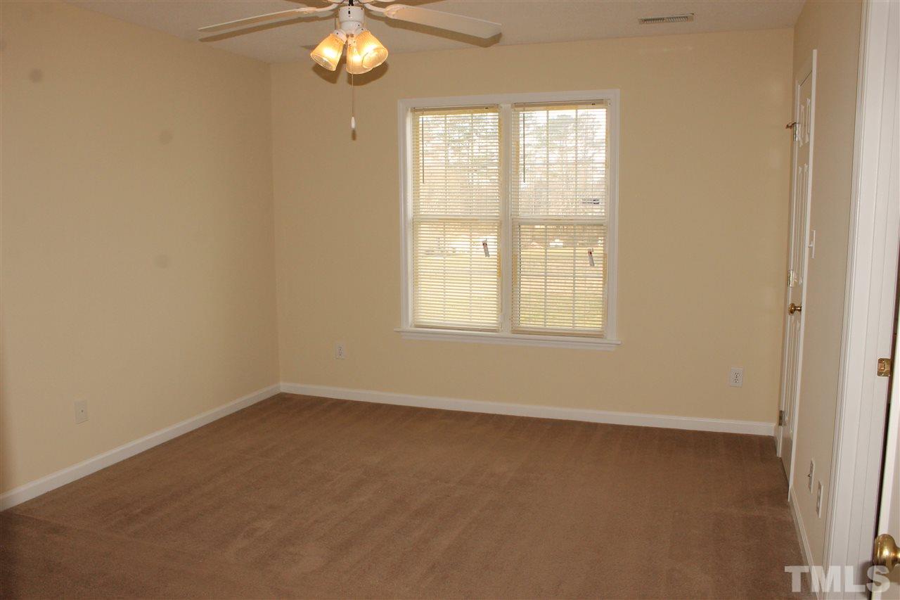 1887 Lynch Road Selma, NC 27576 - Photo 14 of 21 Gallery Image 14