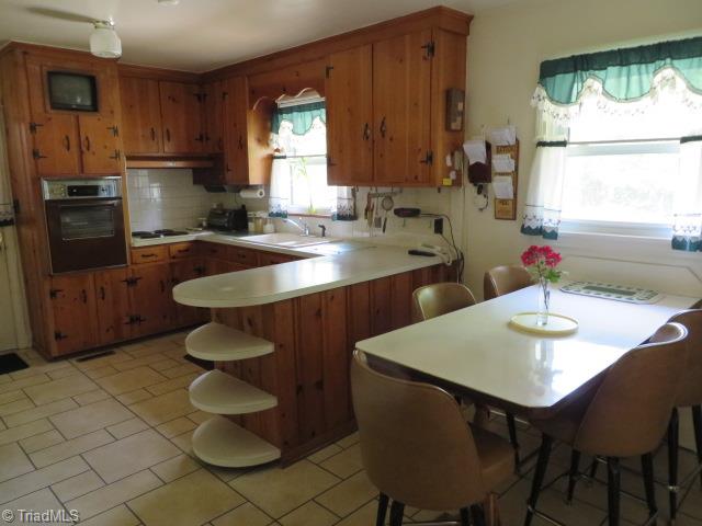 2380 Bethabara Road Winston-Salem, NC 27106 - Photo 9 of 24 Gallery Image 9