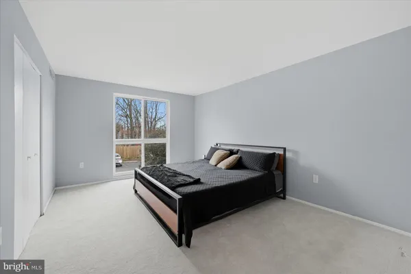 $249,900 | 5608 Bloomfield Drive, Unit 101, Alexandria, VA 22312