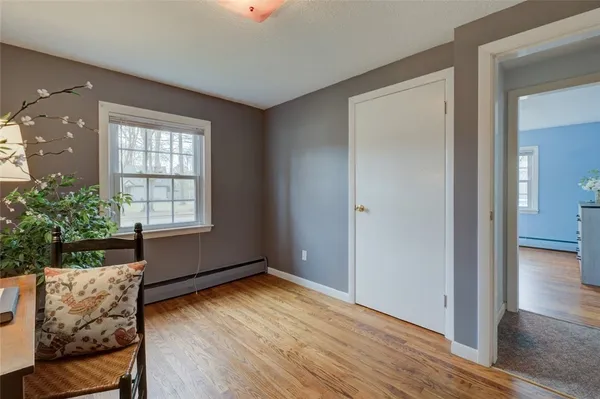 $489,900 | 86 Lawndale Drive, Warwick, RI 02818