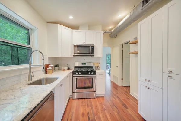 $399,000 | 5704 Gloucester Lane, Unit B, Austin, TX 78723