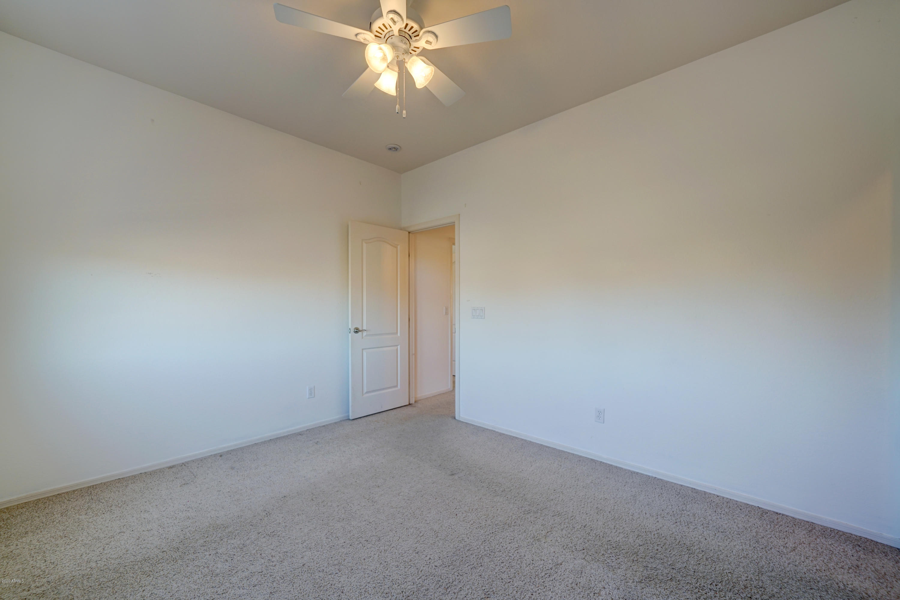 3033 East Blue Ridge Way Gilbert, AZ 85298 - Photo 30 of 47 3033 E Blue Ridge-30