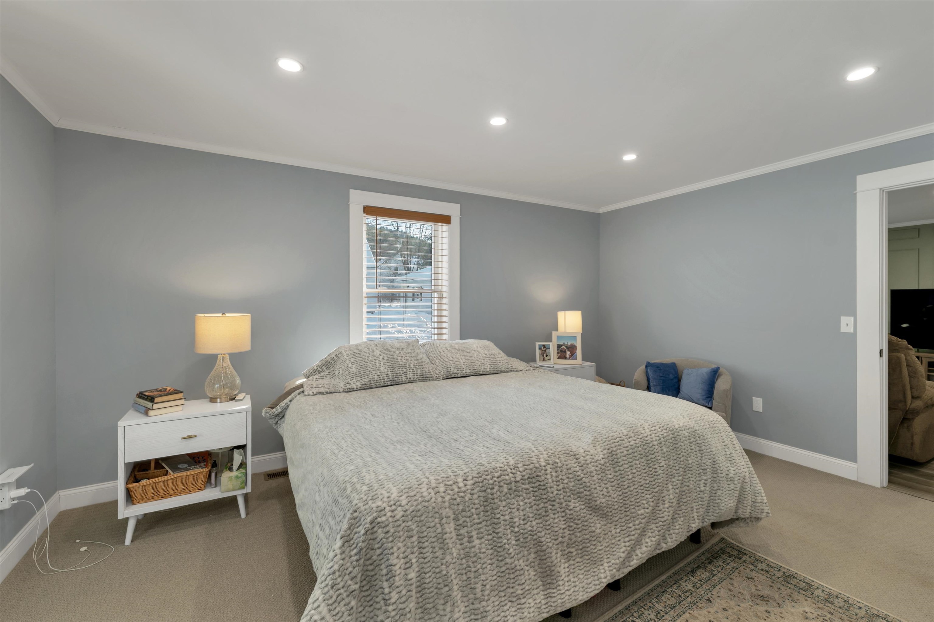 15 Edgewood Street Claremont, NH 03743 - Photo 26 of 32