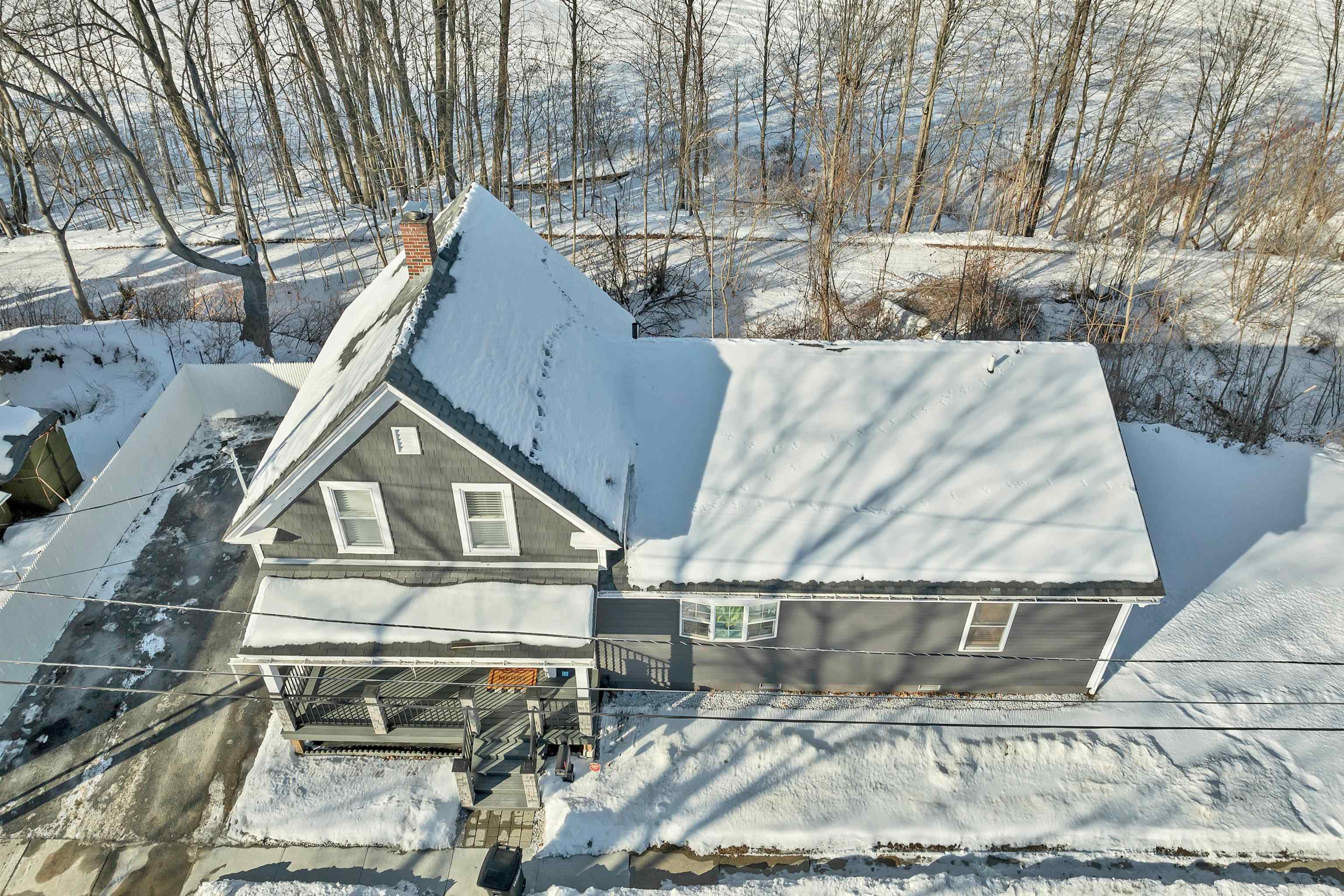 15 Edgewood Street Claremont, NH 03743 - Photo 6 of 32