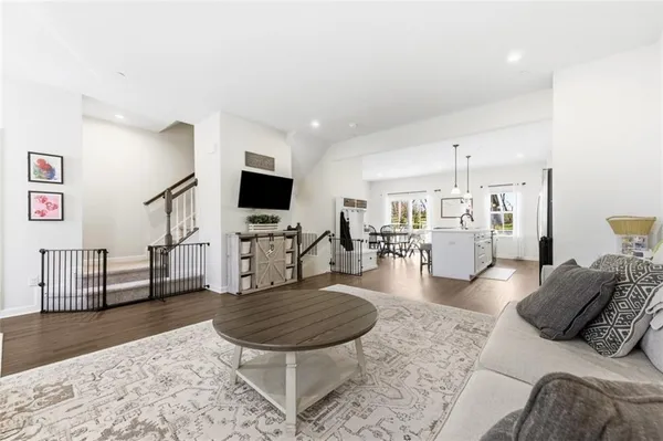 $420,000 | 7402 Chestnut Way, Gibsonia, PA 15044