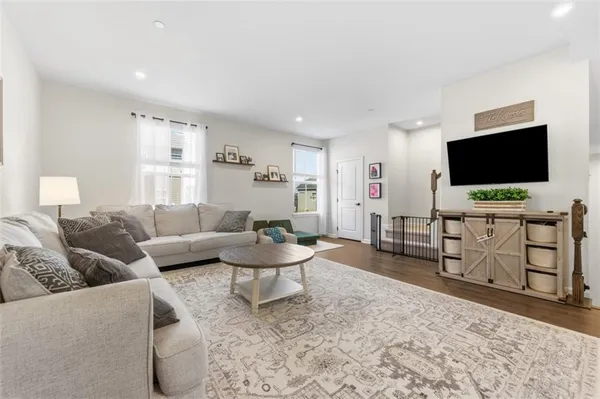 $420,000 | 7402 Chestnut Way, Gibsonia, PA 15044