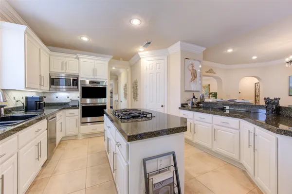 $997,000 | 13510 Indigo Lake, Houston, TX 77077